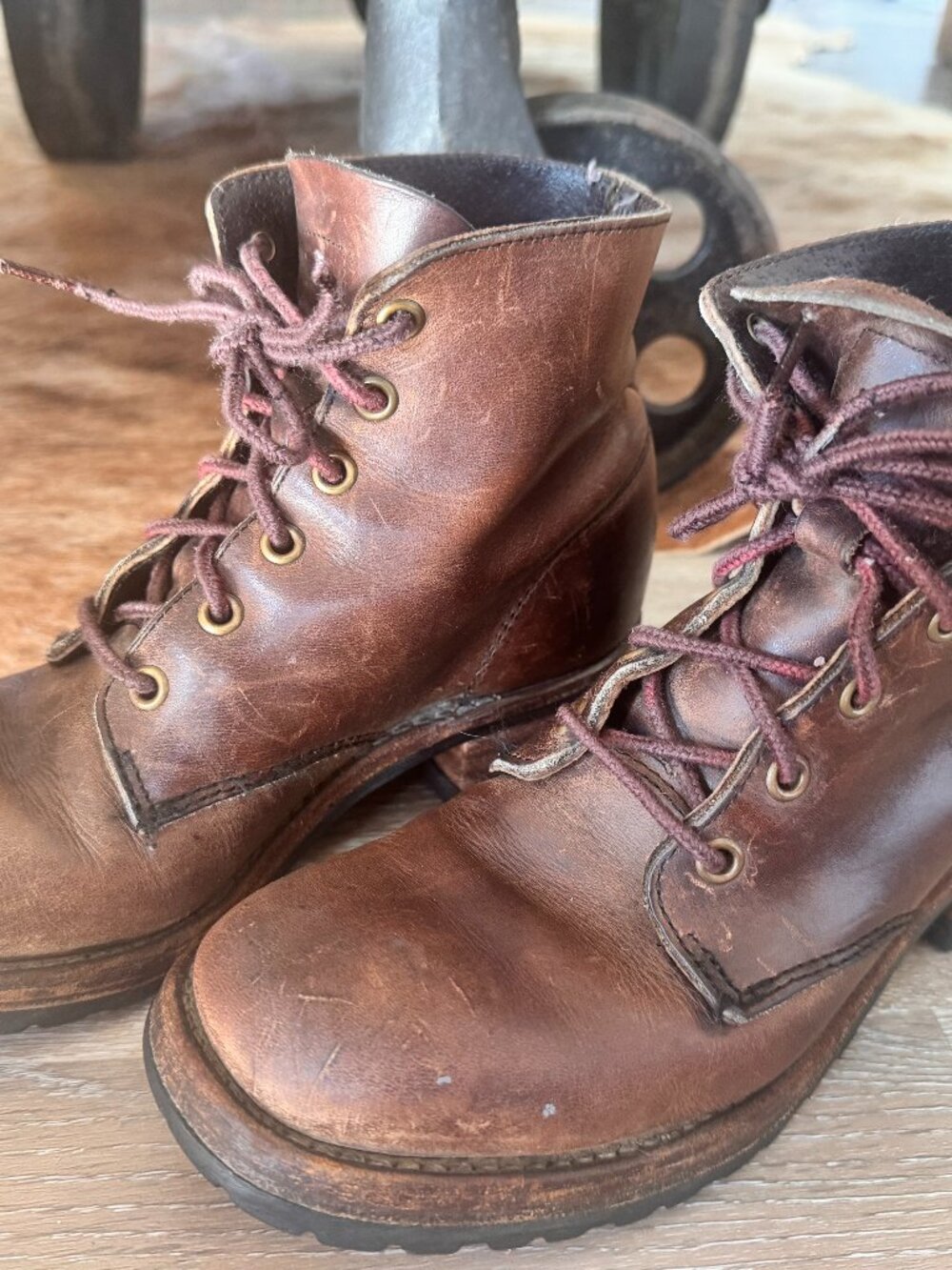 RARE FIND - FRYE Ankle Brown Boots 7